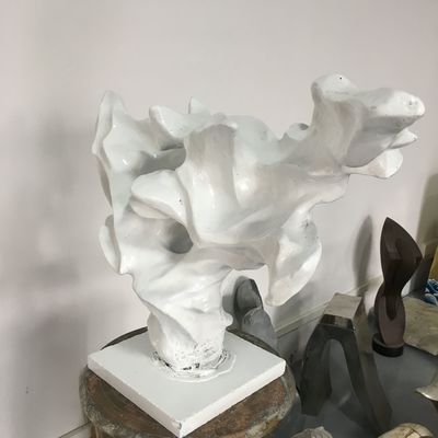 Small Outdoor Abstract Sculpture White Abstract Marble Sculpture Gifts Cabinet Display